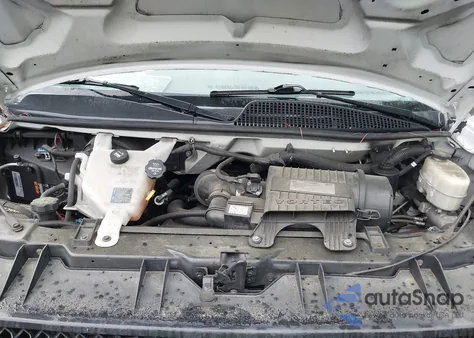 2017 Chevrolet Express 2500 Work Van from USA, damaged, VIN 1GCWGAFF4H1132028